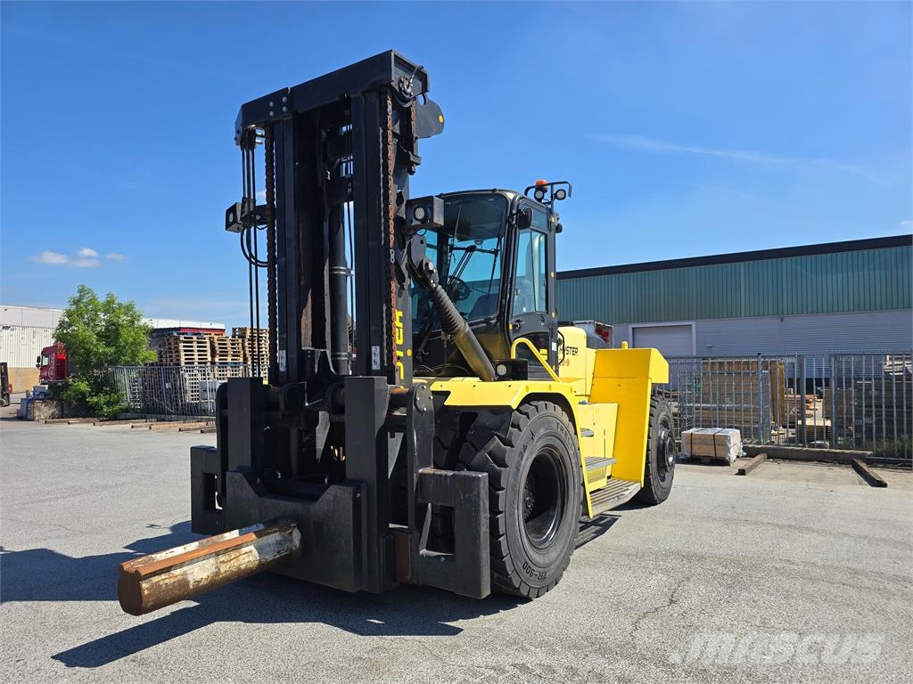 Hyster H20XM-9 Diesel Trucker