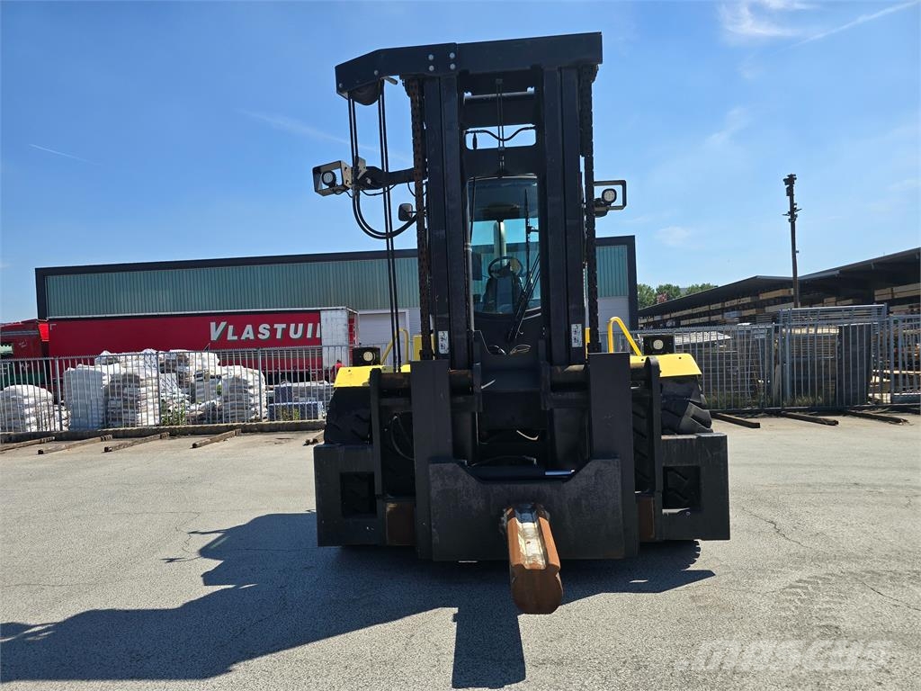Hyster H20XM-9 Diesel Trucker