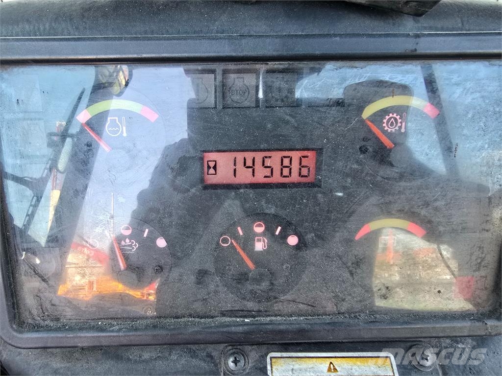 Hyster H20XM-9 Diesel Trucker
