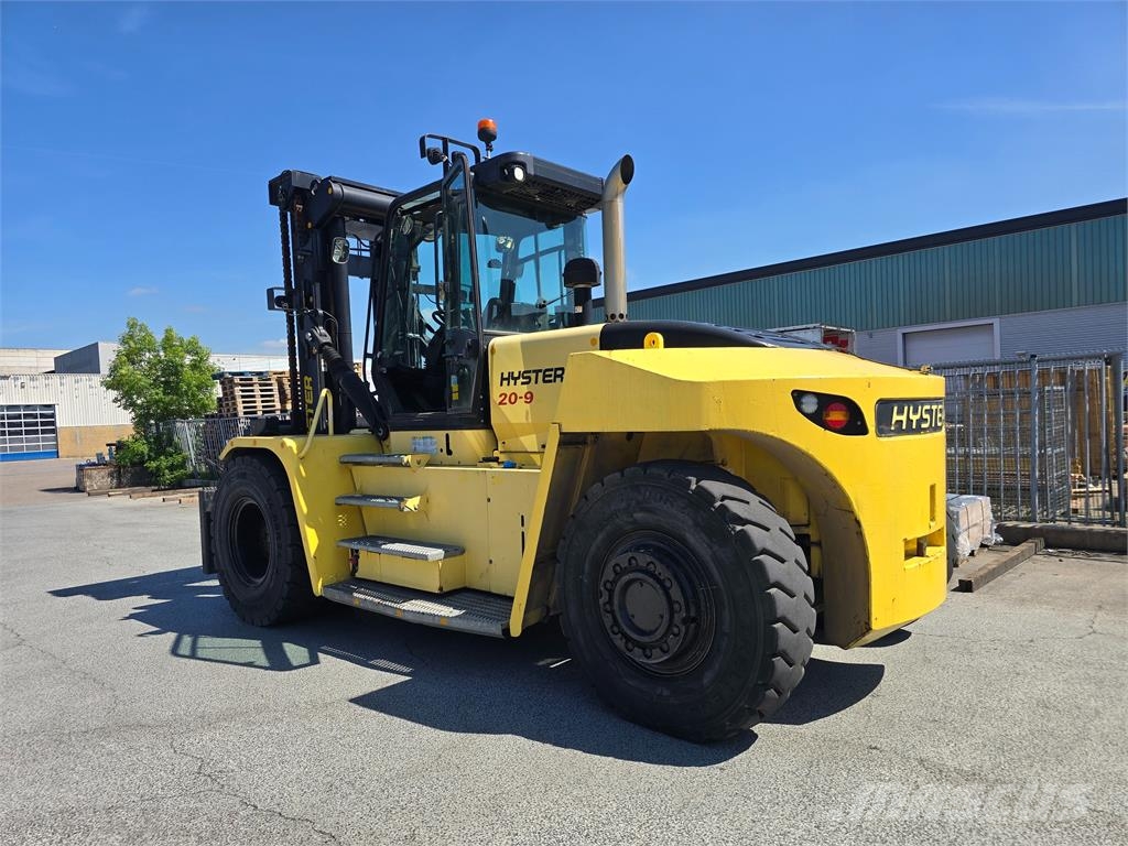 Hyster H20XM-9 Diesel Trucker