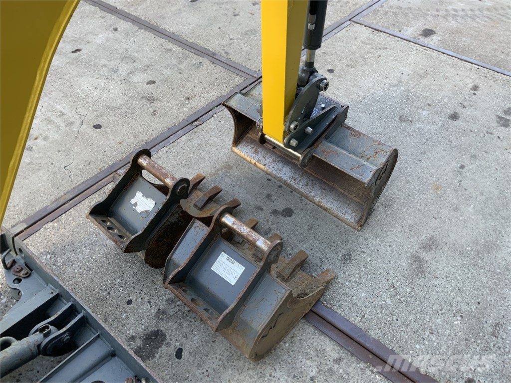 Wacker Neuson 803 Mini ekskavatörler, 7 tona dek