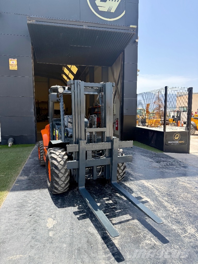 Ausa CH 200 X4 Terrängtruck