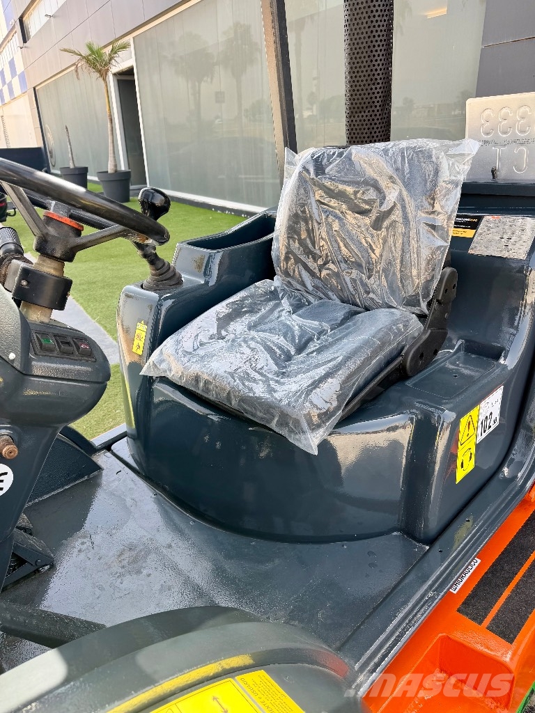 Ausa CH 200 X4 Terrängtruck