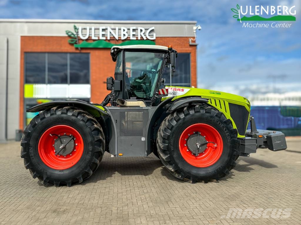 CLAAS Xerion 5000 Tractores