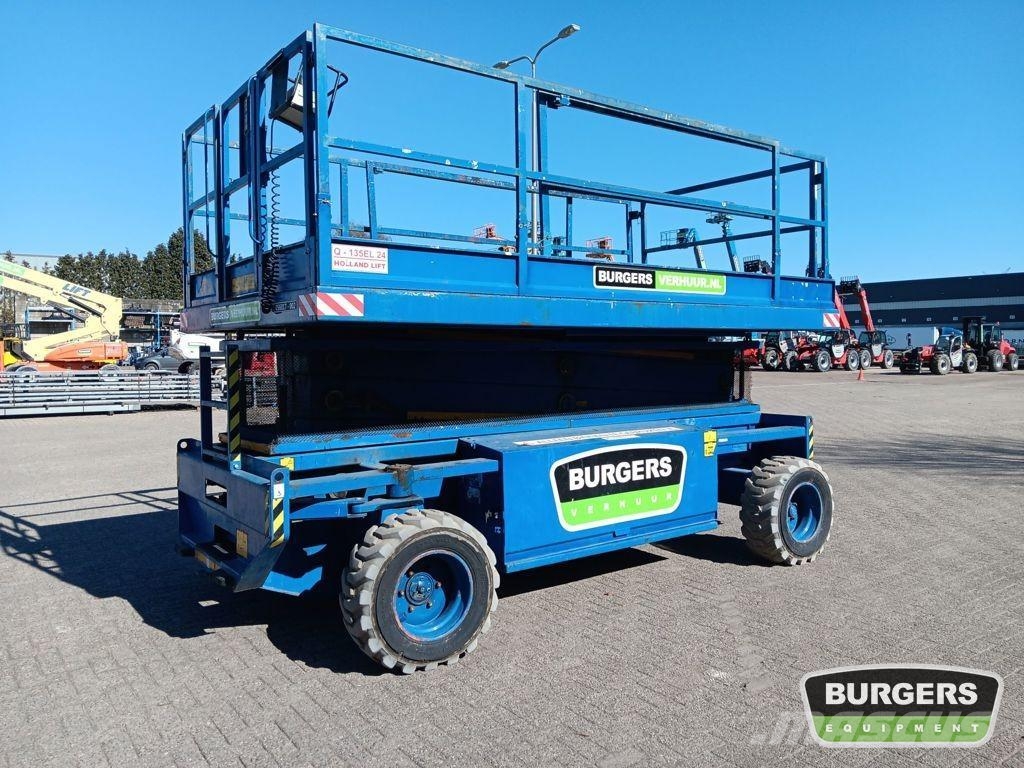 Holland Lift Q-135EL24 Elevadores de tesoura