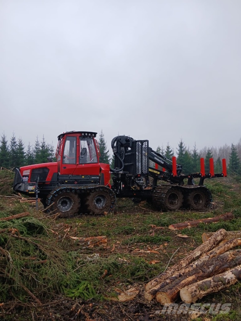 Komatsu 855 Forvarderi