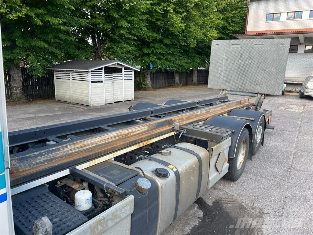 Volvo FH 13.500 Lastbiler med containerramme / veksellad