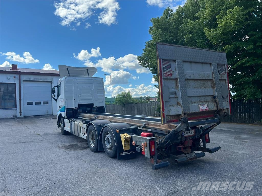 Volvo FH 13.500 Lastbiler med containerramme / veksellad