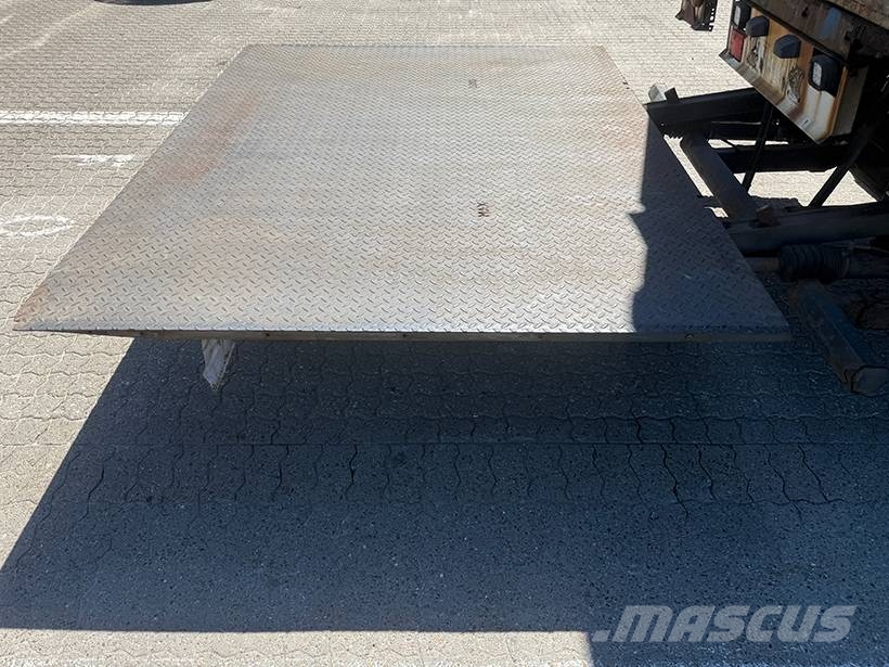Krone Refrigerated trailer / Kühlauflieger Chladiarenské návesy