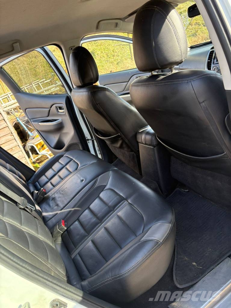 Mitsubishi L200 Barbarian Double-cab Pick Up Пикапи