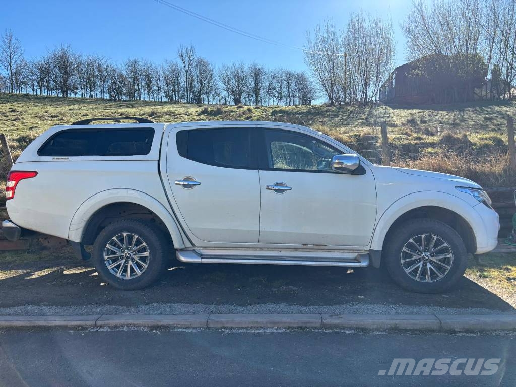 Mitsubishi L200 Barbarian Double-cab Pick Up Пикапи