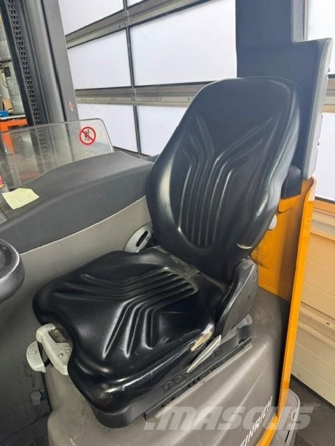 Jungheinrich ETV C16 Reach truck - depo içi istif araçları