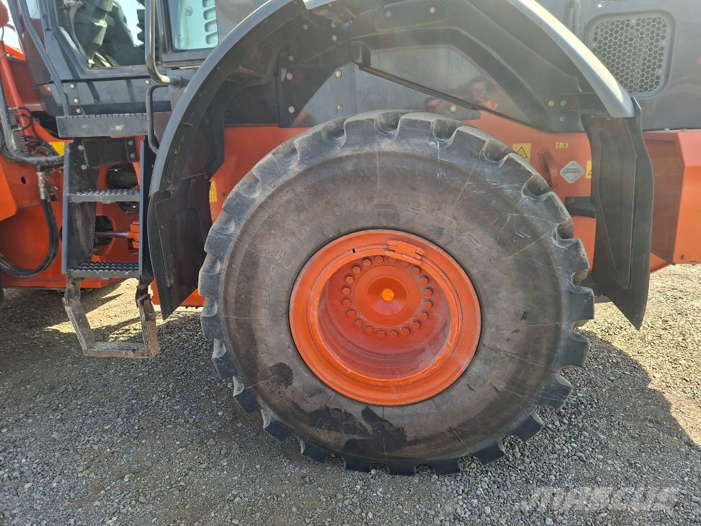 Hitachi ZW 250-6 Radlader