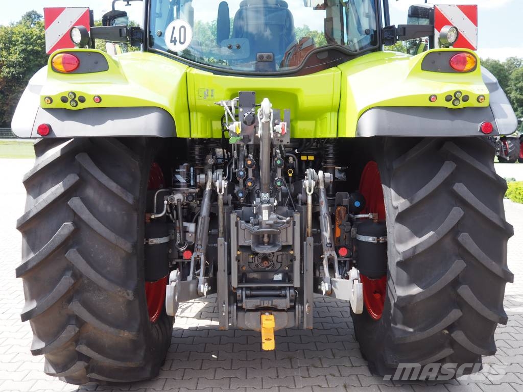 CLAAS Arion 610 CIS Tractoren