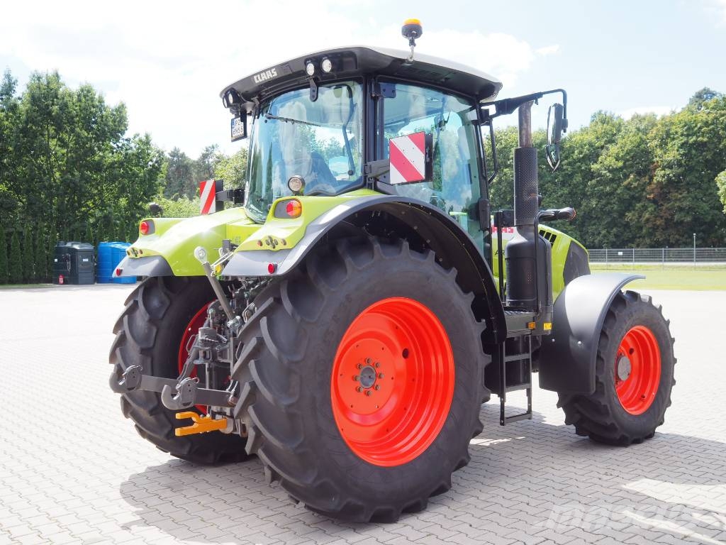 CLAAS Arion 610 CIS Tractoren