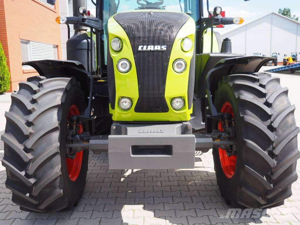 CLAAS Arion 610 CIS Tractoren
