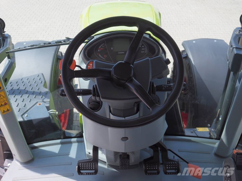 CLAAS Arion 610 CIS Tractoren