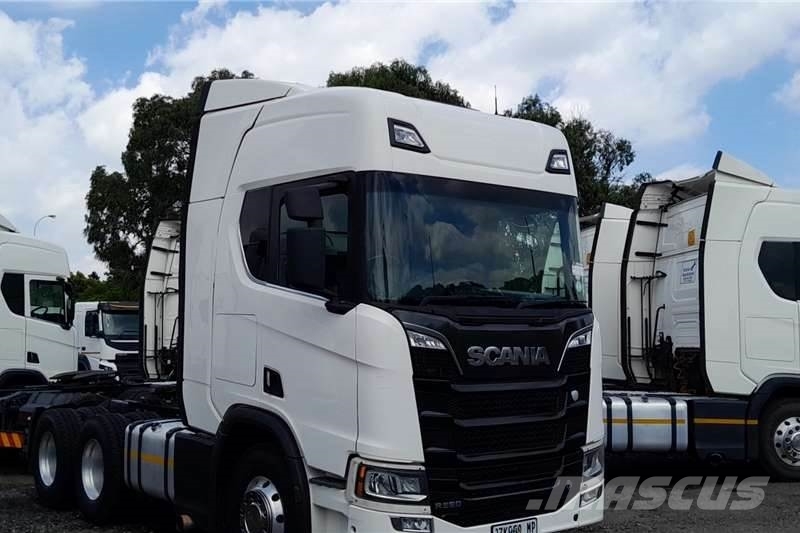 Scania R560 Other trucks