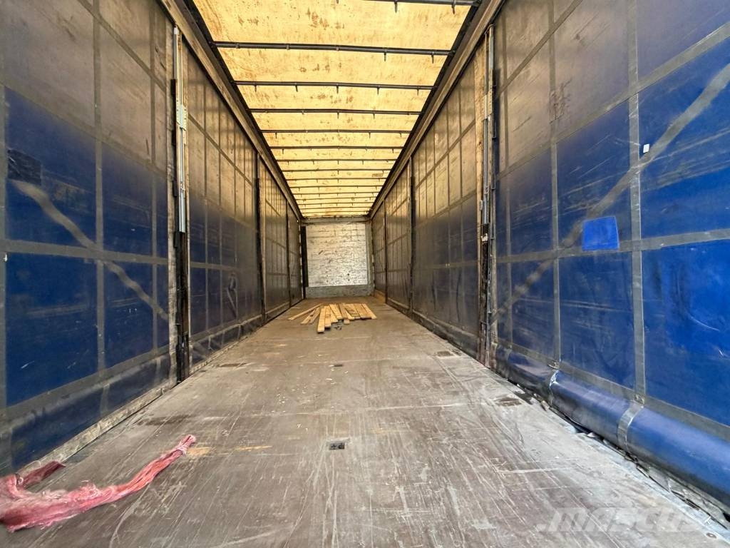 Schmitz Curtainsider Lifting 3104 Polprikolice s ponjavo