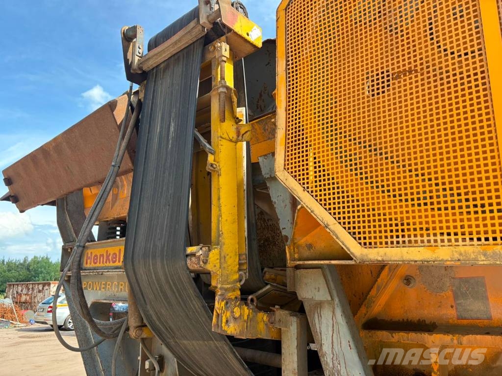 Hartl PC 1055 J Mobile jaw crusher الكسارات المتنقلة