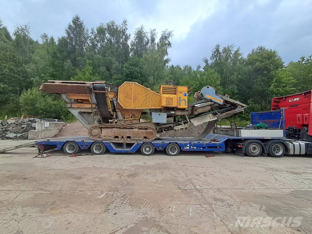 Hartl PC 1055 J Mobile jaw crusher الكسارات المتنقلة
