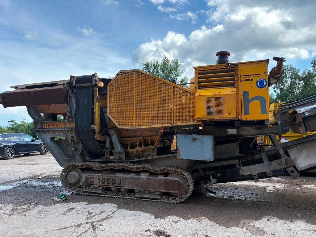 Hartl PC 1055 J Mobile jaw crusher الكسارات المتنقلة