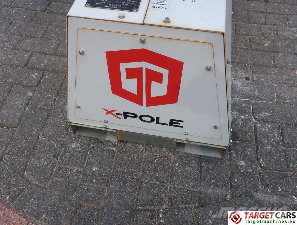 Trime X-Pole Tower Light 2x25W Led Solar Panel Osvetľovacie stožiare