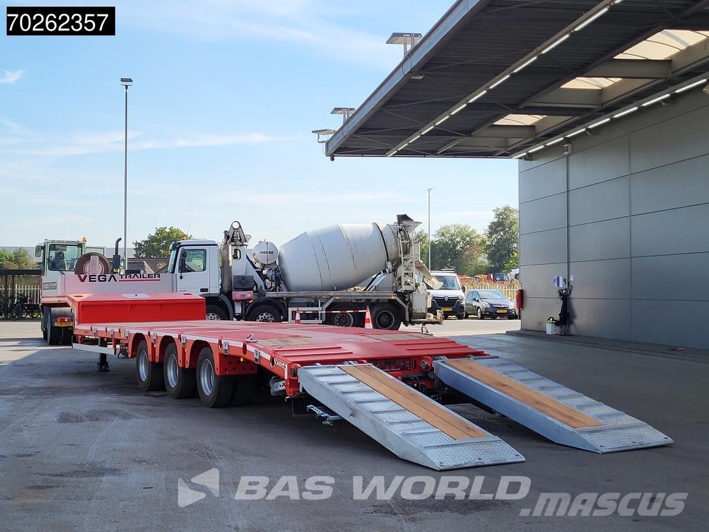 Vega Lowbed 2 axles NEW Hydr. Ramps. Lift+Steering Axle Semirremolques de carga baja