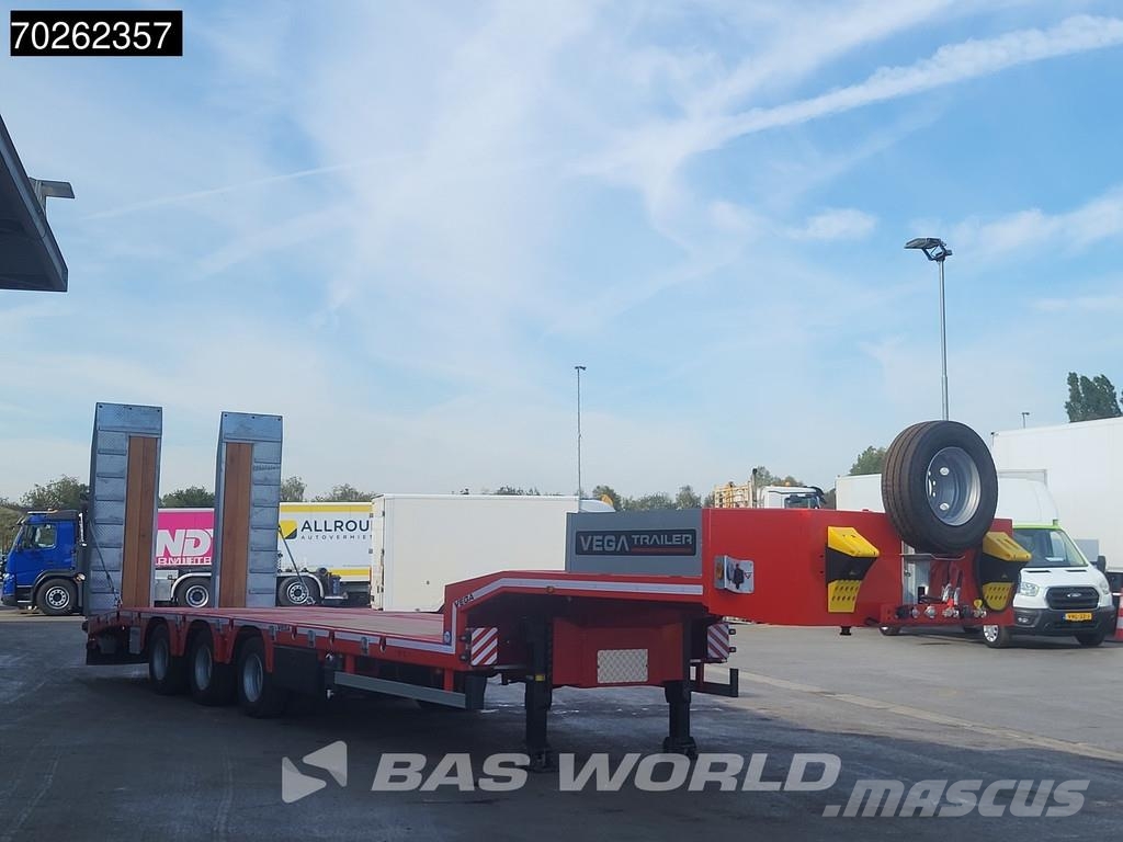 Vega Lowbed 2 axles NEW Hydr. Ramps. Lift+Steering Axle Semirremolques de carga baja