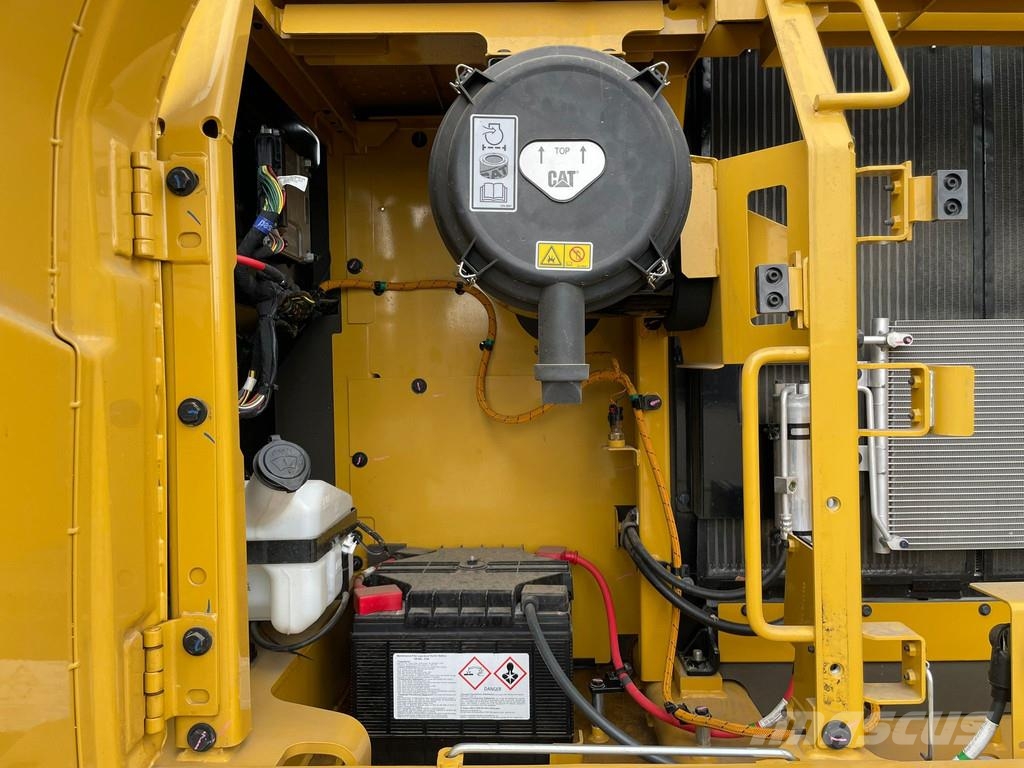 CAT 323D3 履帶式 挖土機/掘鑿機/挖掘機