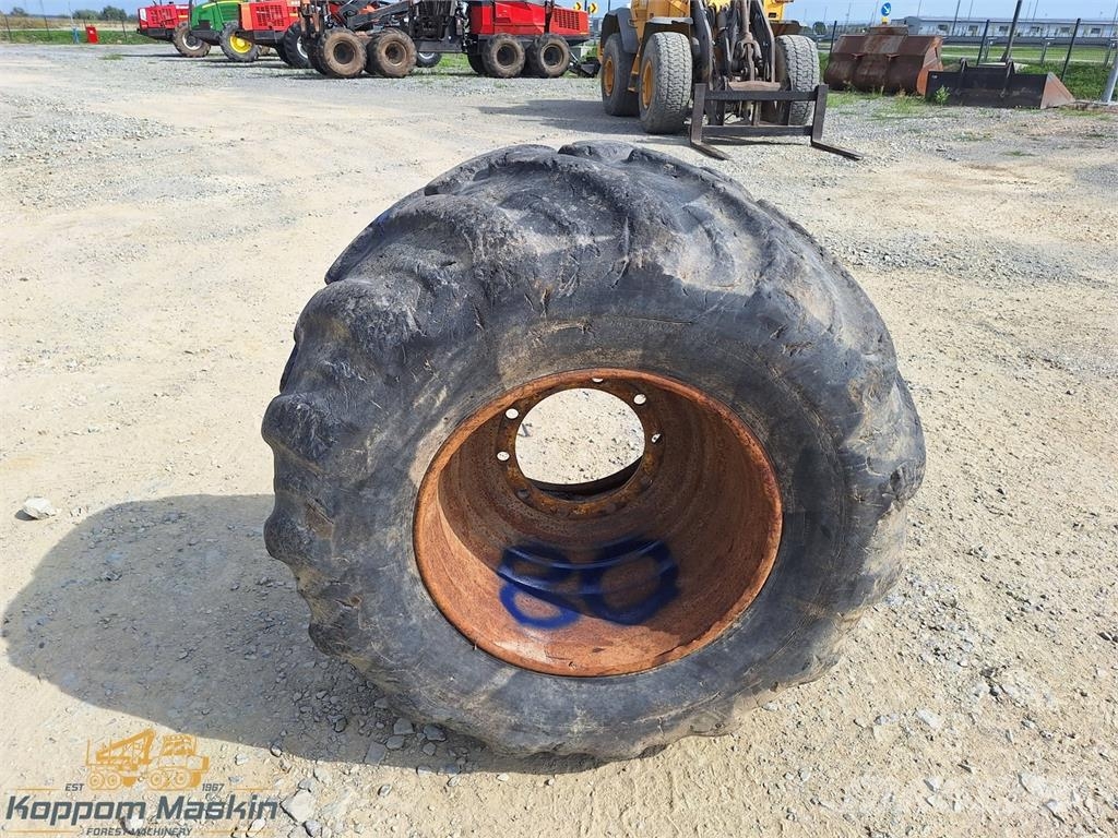 Alliance Forestar 344 710/40x24,5 Used/Beg Tyres, wheels and rims