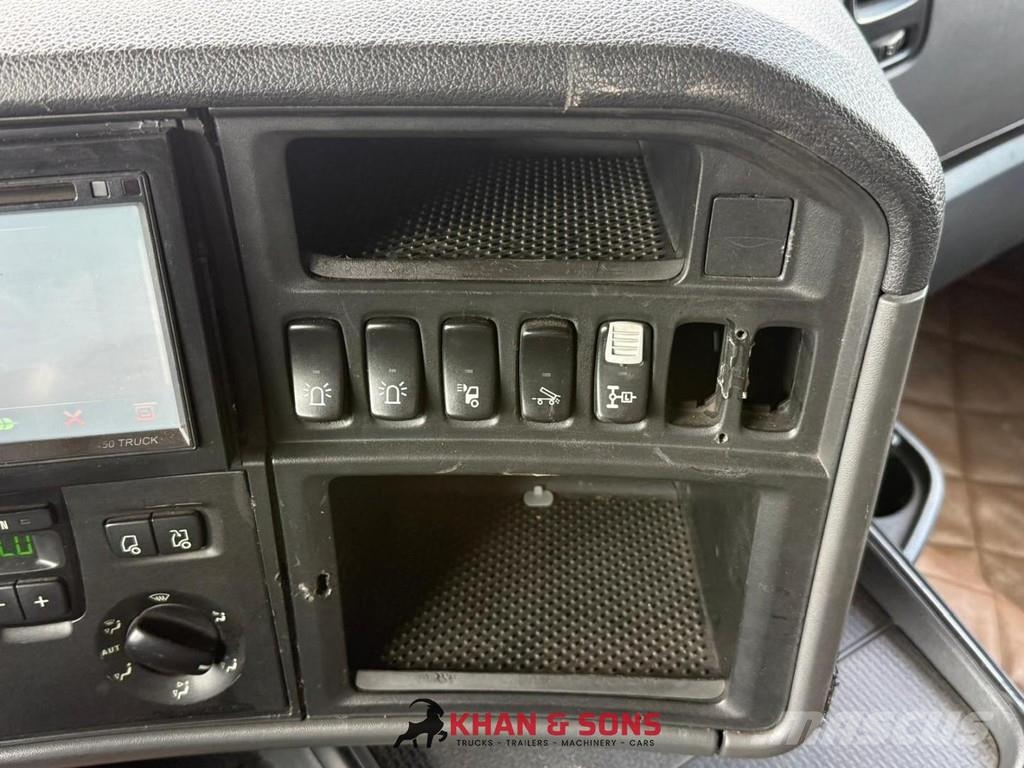 Scania R560 / V8/ Retarder / Topline / 6x2 / 10 Tires Tegljači