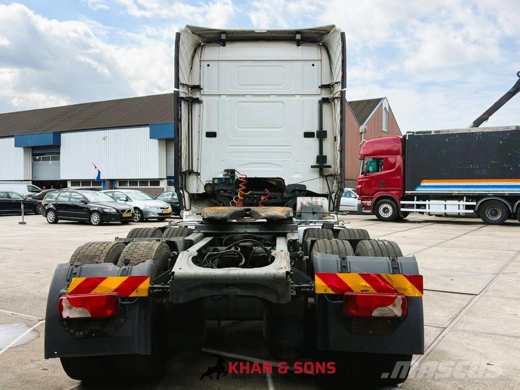 Scania R560 / V8/ Retarder / Topline / 6x2 / 10 Tires Tegljači