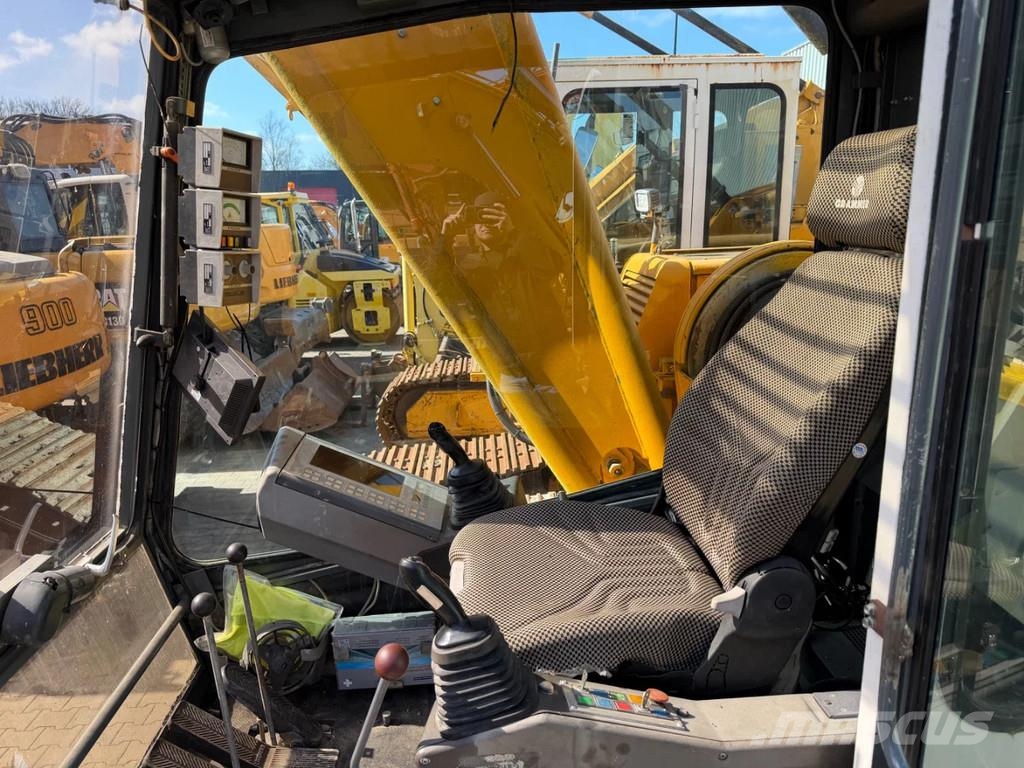 Liebherr HS832HD رافعات برجية