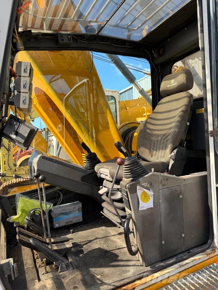 Liebherr HS832HD رافعات برجية