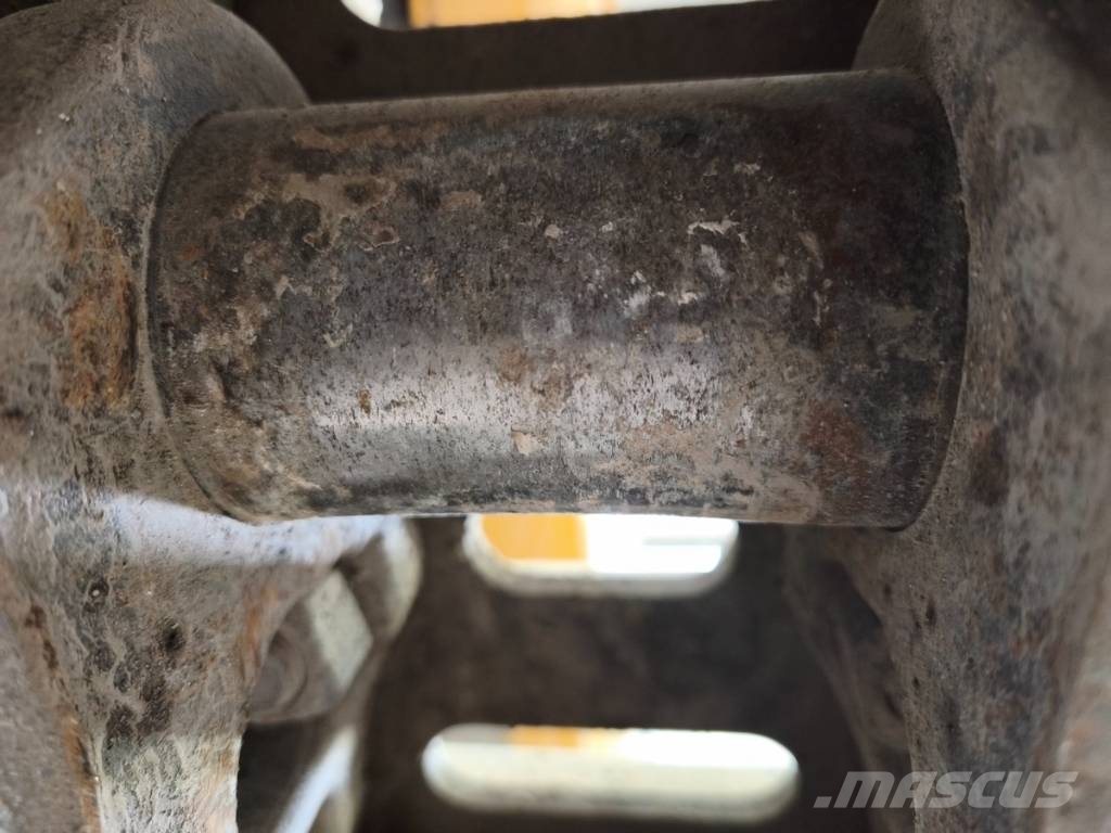 CAT 325 CL LR حفارات زحافة