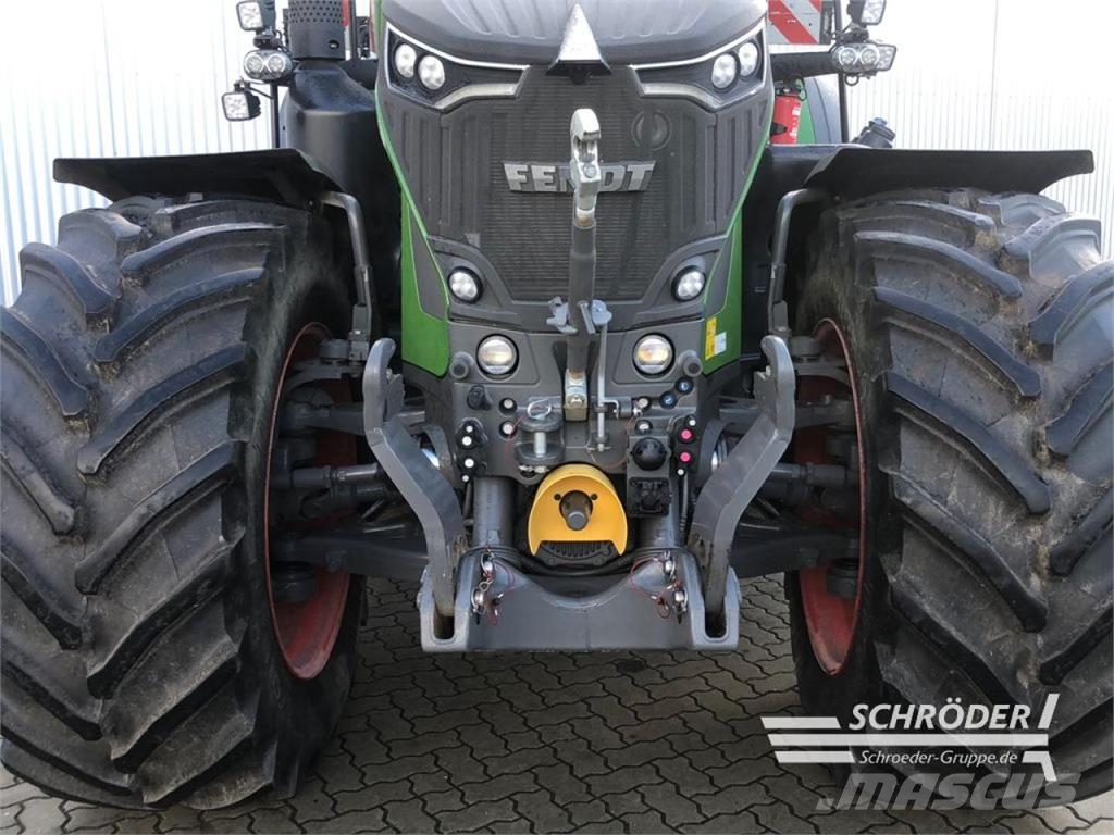 Fendt 936 VARIO GEN7 PROFI PLUS Tractors