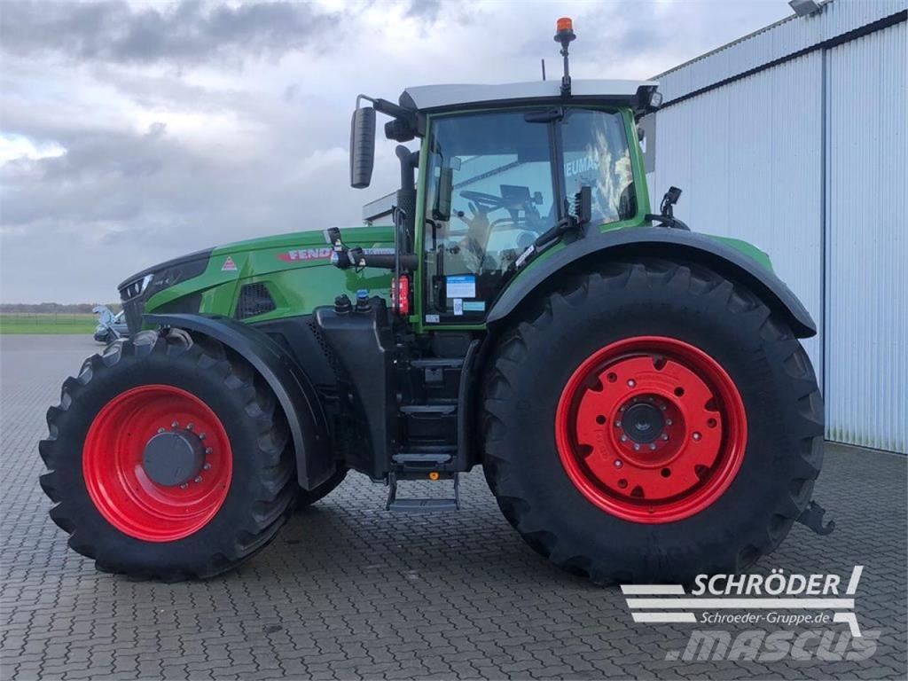 Fendt 936 VARIO GEN7 PROFI PLUS Tractors