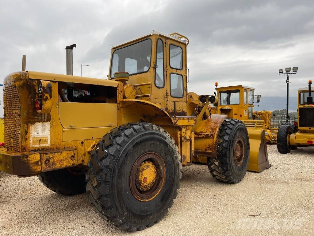 CAT 966C لوادر بعجل