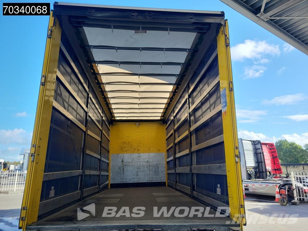 Volvo FH 460 6X2 LNG Engine Curtainsider Sliding roof I- Priekabos su tentu