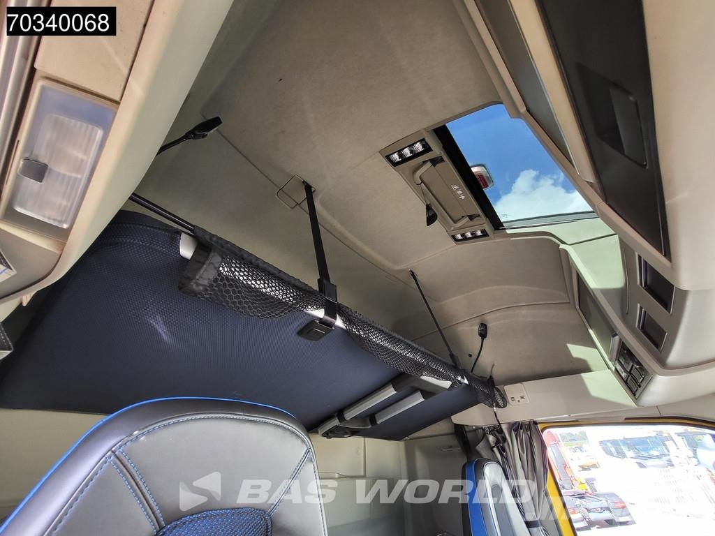 Volvo FH 460 6X2 LNG Engine Curtainsider Sliding roof I- Priekabos su tentu