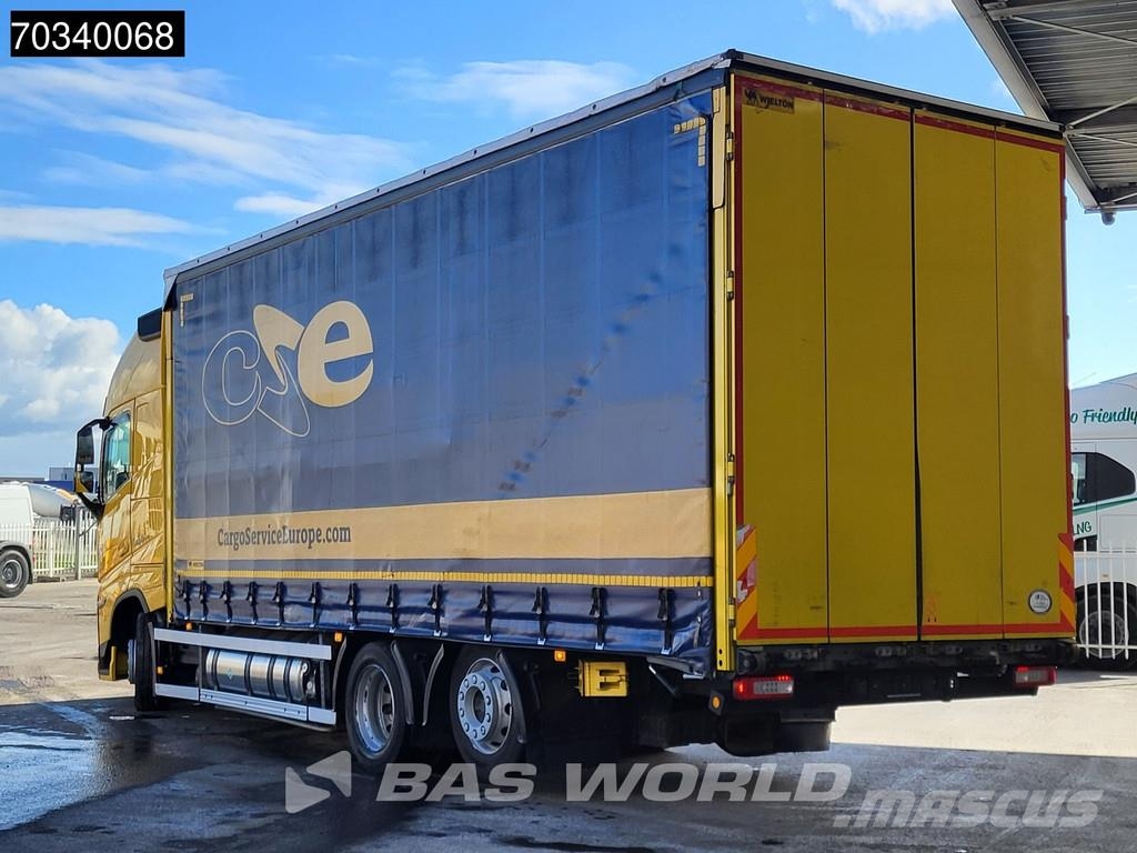 Volvo FH 460 6X2 LNG Engine Curtainsider Sliding roof I- Priekabos su tentu