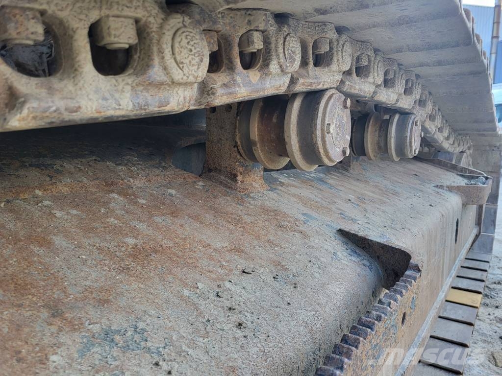 Komatsu HB365LC-3 Excavadoras sobre orugas