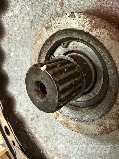 Komatsu Swing Gearbox With Motor SERIE 6/7 Hidráulicos