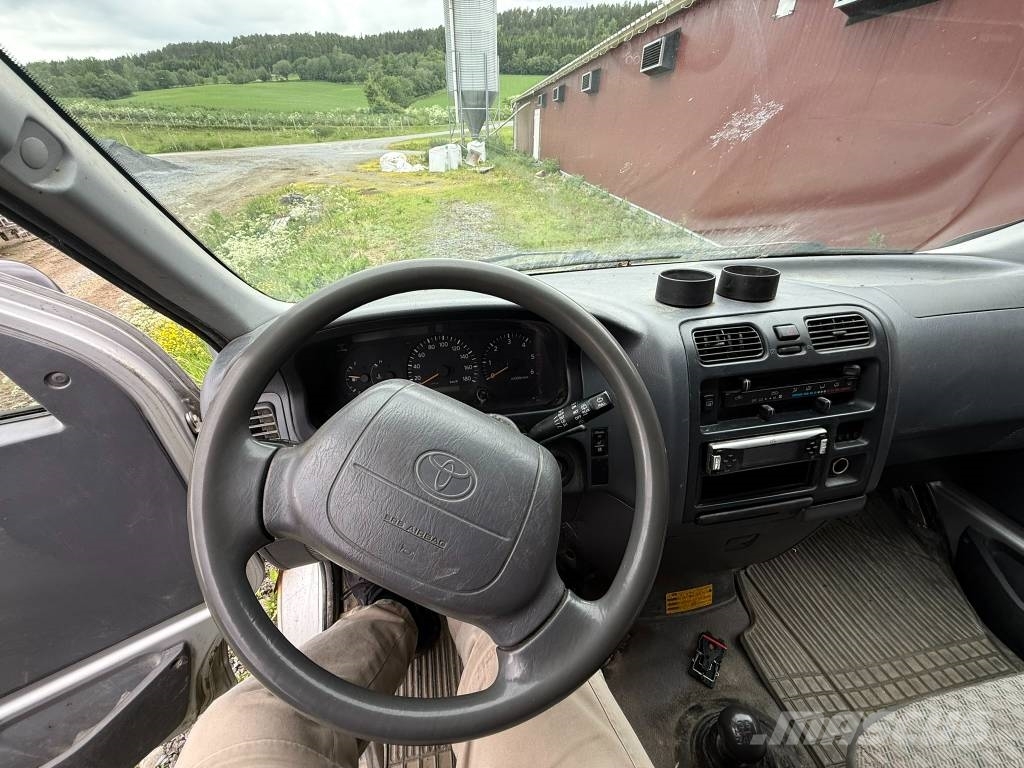 Toyota Hiace 4x4, 2006, Steinkjer, Trøndelag, Norway Used panel