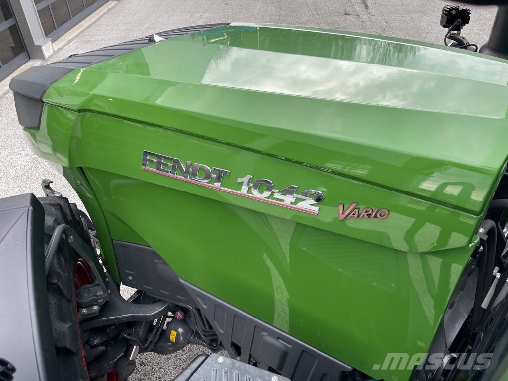 Fendt 1042 Profi Plus 588 hours! Traktoren