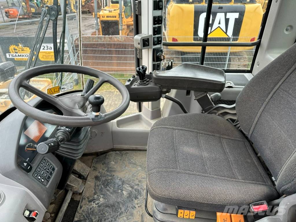 Volvo L 150 G CDC Auto lub. German machine Top ! ! ! لوادر بعجل