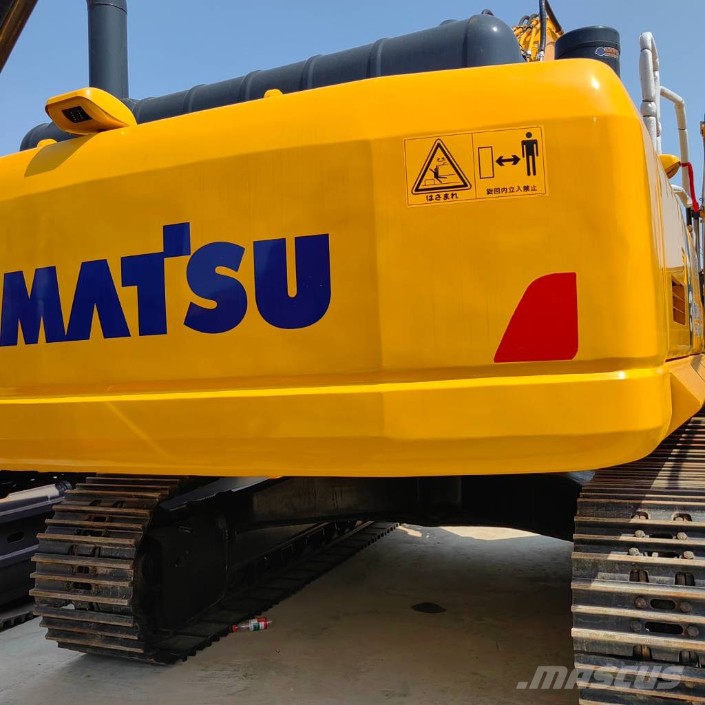 Komatsu PC 360 LC حفارات زحافة