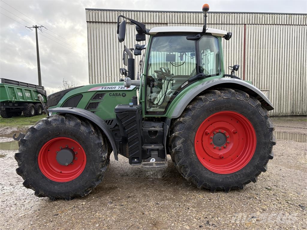 Fendt 720 SCR Traktory