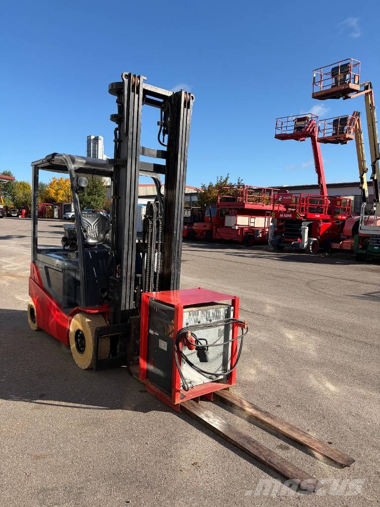Toyota 8FBMKT25 - 2500kg 6000mm Triplex Elektrostapler Električni viličarji